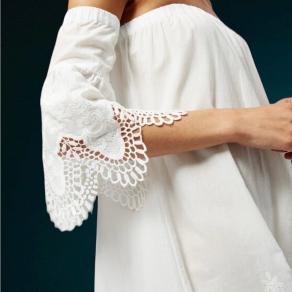 White off-the-shoulder dress NWT